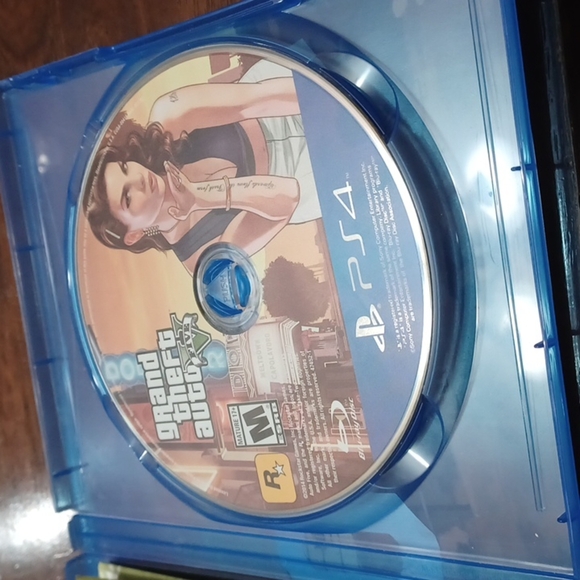 Grand Theft Auto Five Premium Edition - Picture 3 of 3